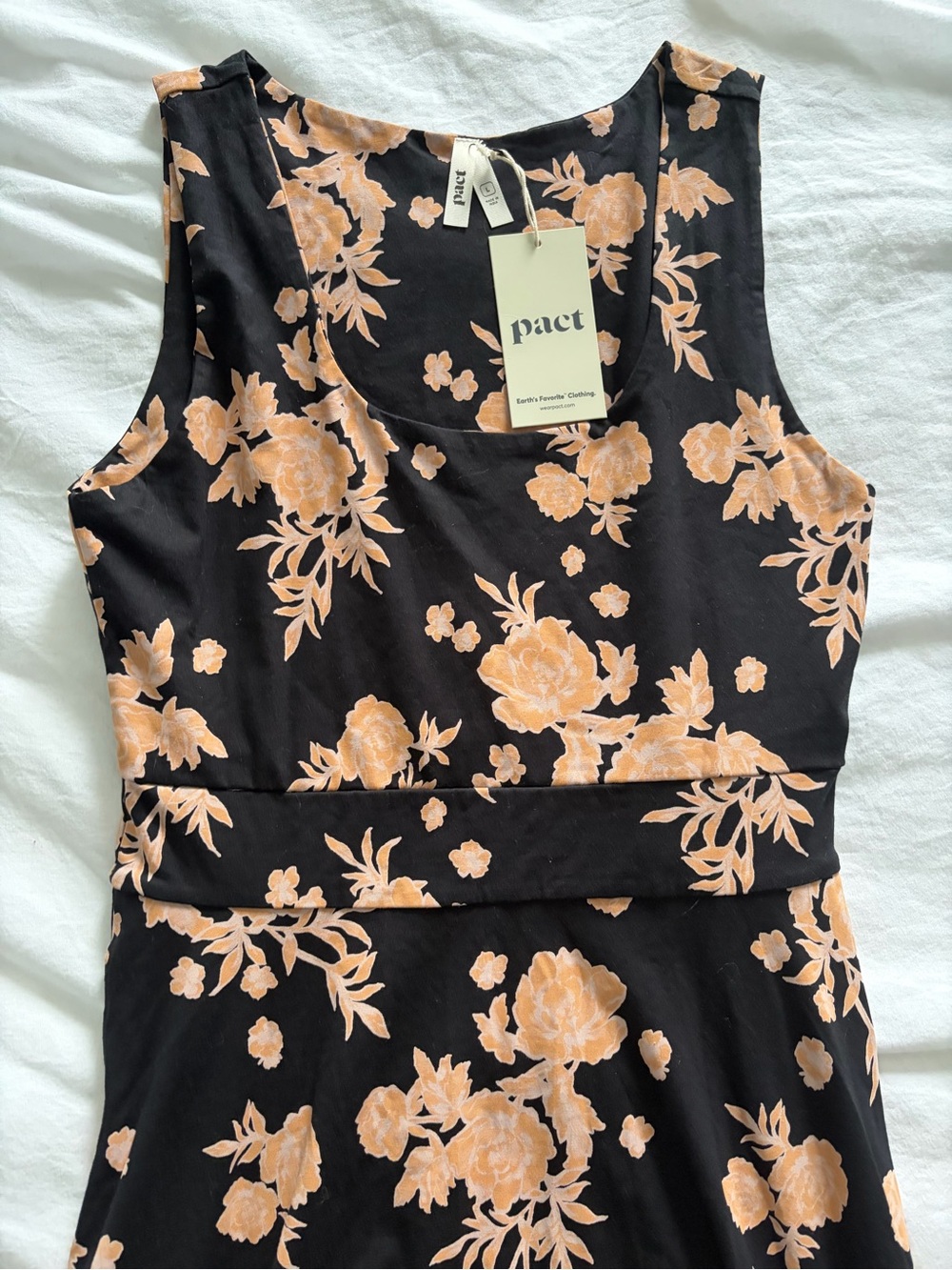 Pact Women’s Black Twilight Floral Fit & Flare Handkerchief Dress Large NWT - Picture 5 of 14